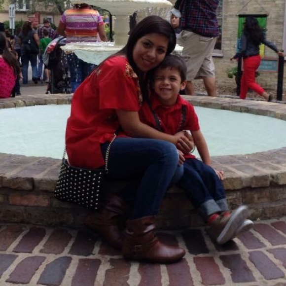 Meet your Posher, Iris - Picture 9 of 16